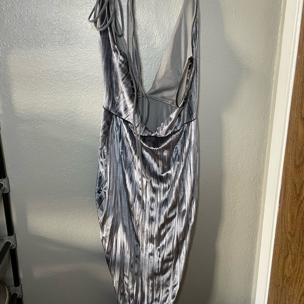 Missguided. Color: Silver. Size: medium
